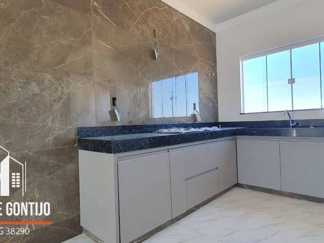 #1 - Apartamento para Venda em Patos de Minas - MG - 2