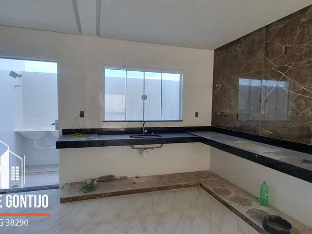 #2 - Apartamento para Venda em Patos de Minas - MG - 3