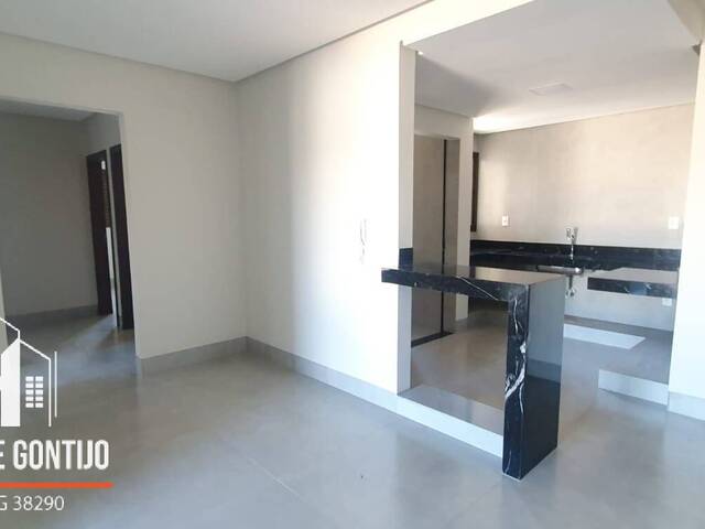 #23 - Apartamento para Venda em Patos de Minas - MG - 1
