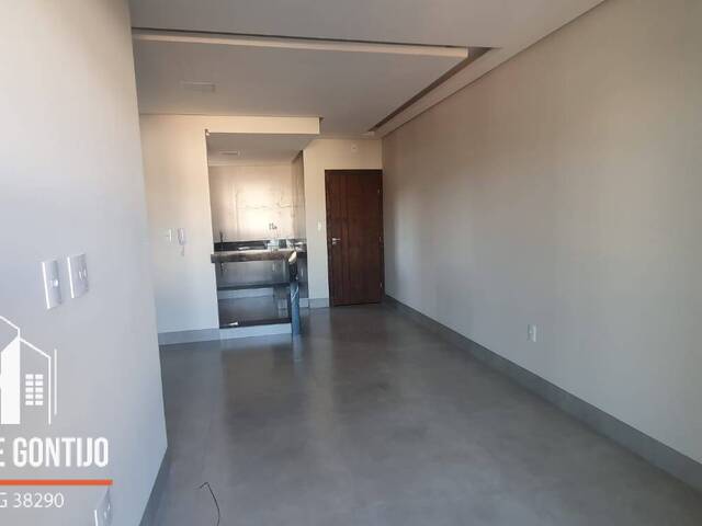#23 - Apartamento para Venda em Patos de Minas - MG - 2