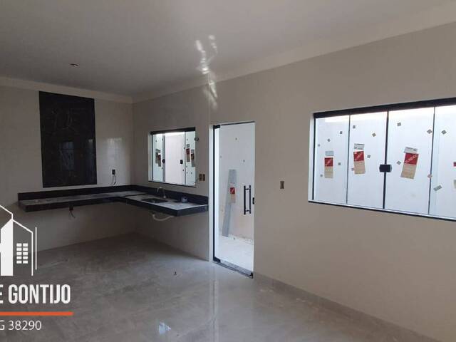 #44 - Apartamento para Venda em Patos de Minas - MG - 2