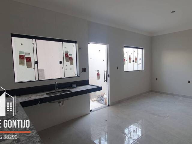 #44 - Apartamento para Venda em Patos de Minas - MG - 3