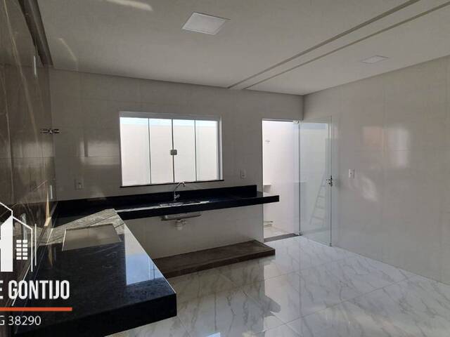 Apartamento para Venda em Patos de Minas - 4