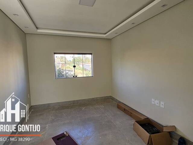 #133 - Apartamento para Venda em Patos de Minas - MG - 2