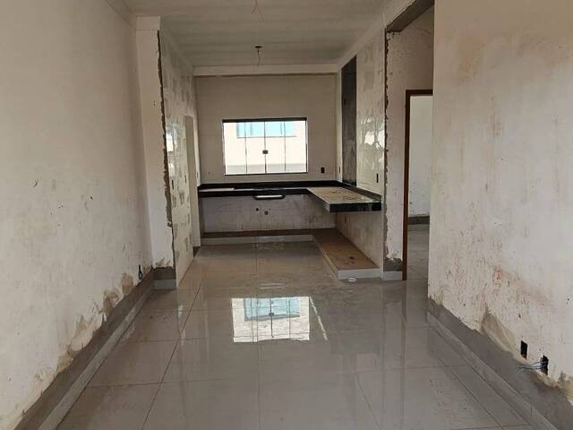 #178 - Apartamento para Venda em Patos de Minas - MG - 2