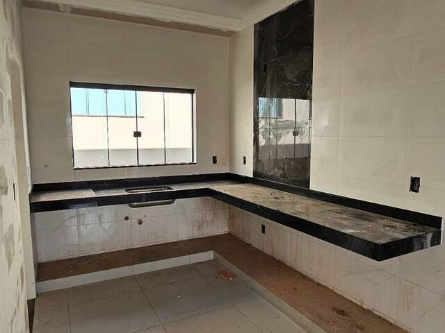 #178 - Apartamento para Venda em Patos de Minas - MG - 1
