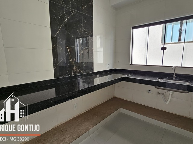 #188 - Apartamento para Venda em Patos de Minas - MG - 3