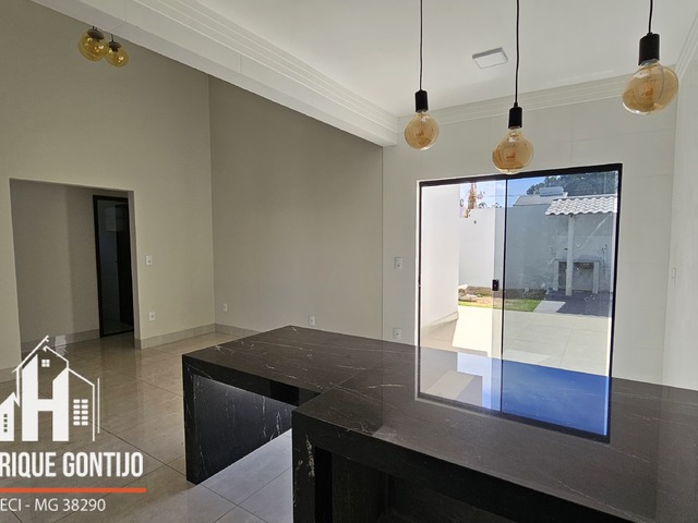 #192 - Casa para Venda em Patos de Minas - MG - 1