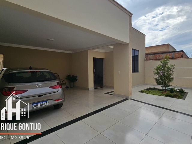 #195 - Casa para Venda em Patos de Minas - MG - 3