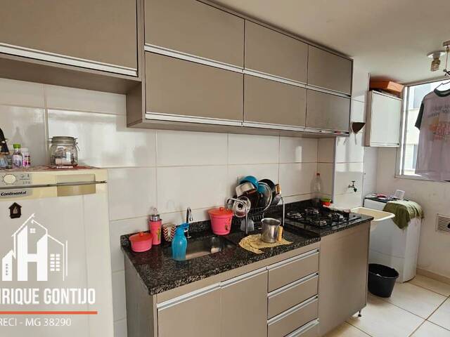 #199 - Apartamento para Venda em Patos de Minas - MG - 1