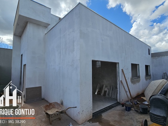 Venda em Afonso Queiroz - Patos de Minas